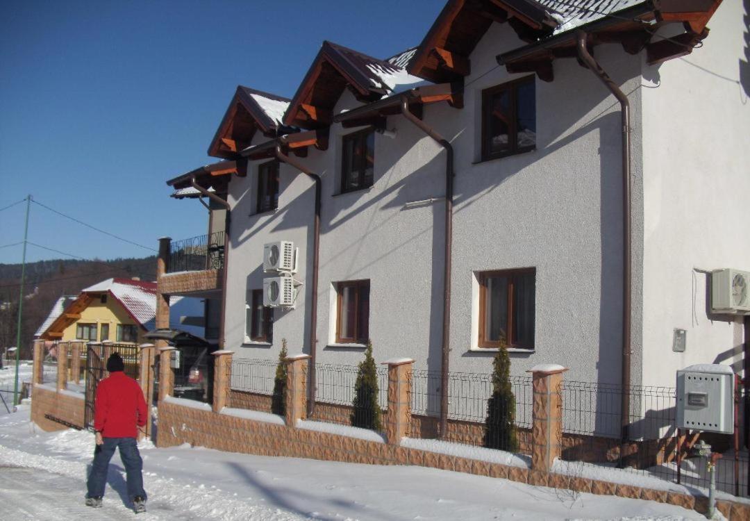 Casa De Vacanta Elena ซินายา ภายนอก รูปภาพ