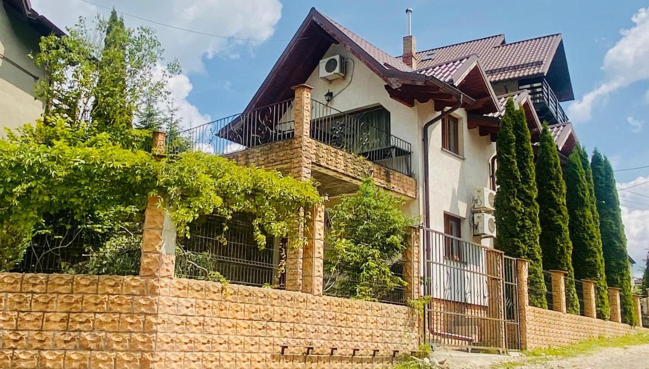 Casa De Vacanta Elena ซินายา ภายนอก รูปภาพ